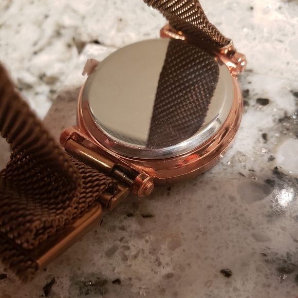 Watch. - Picture 8 of 9